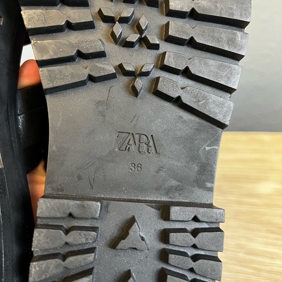 Zara Black Chunky Sole Sandals - Picture 7 of 9